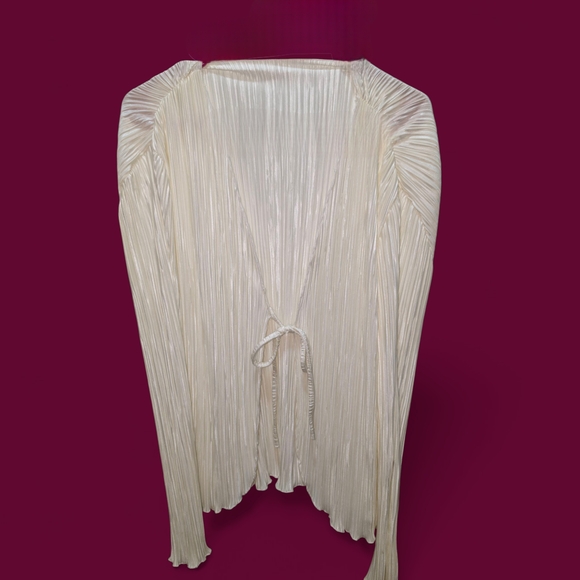 Elegant Cream Women's Blouse - Picture 1 of 1